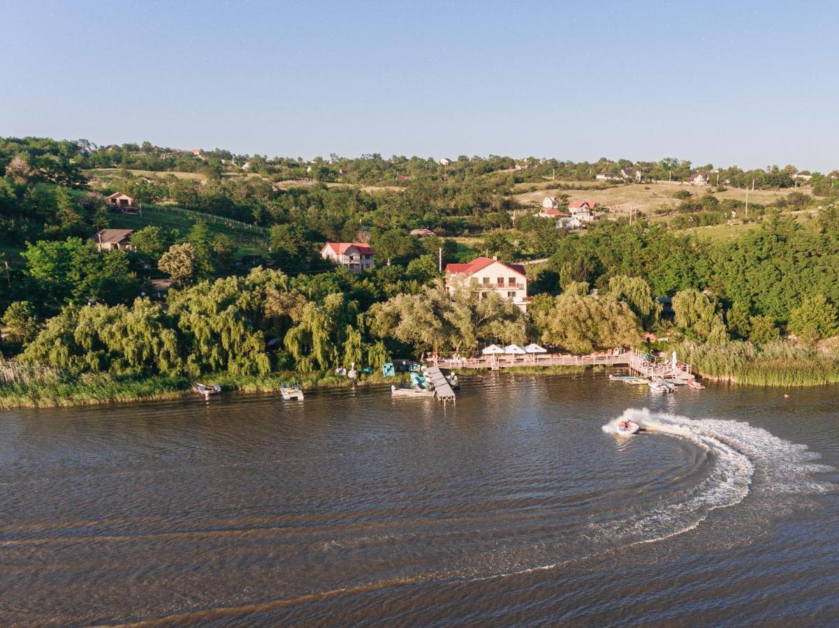 Camping Enpi Яш Екстериор снимка
