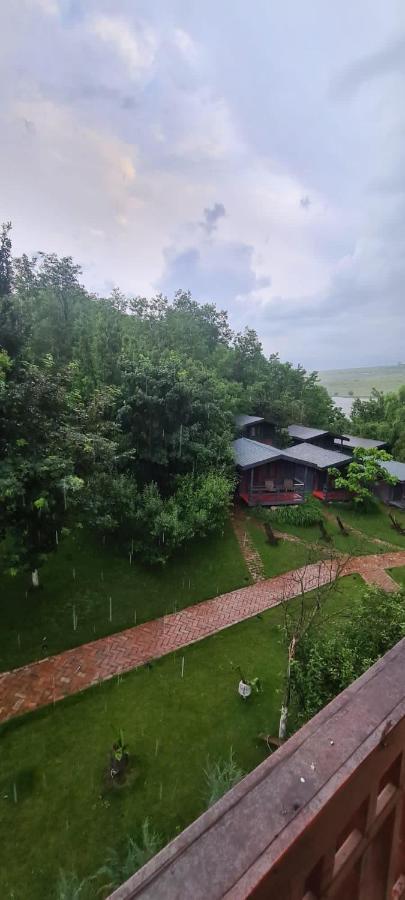 Camping Enpi Яш Екстериор снимка
