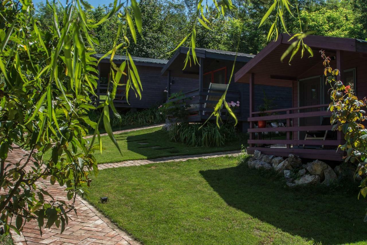 Camping Enpi Яш Екстериор снимка